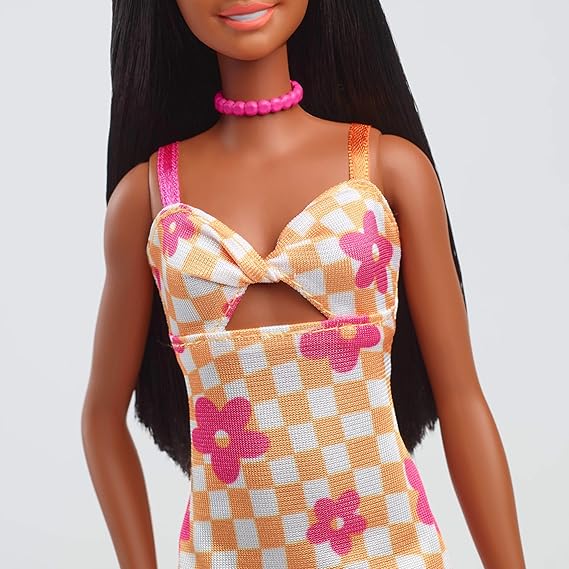 Barbie - Bambola Fashionistas n. 233 con capelli neri