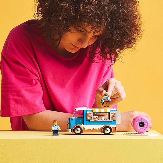 LEGO City Furgone delle Ciambelle, 60452